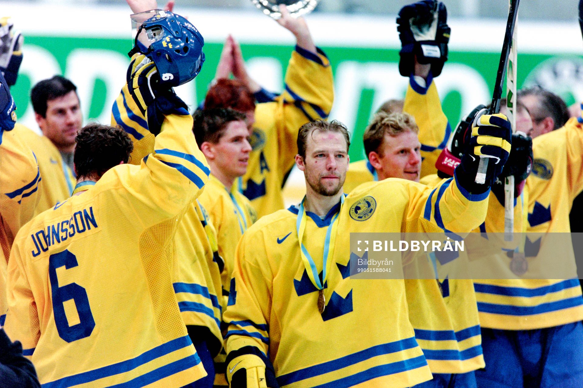 Pär Djoos, Sverige