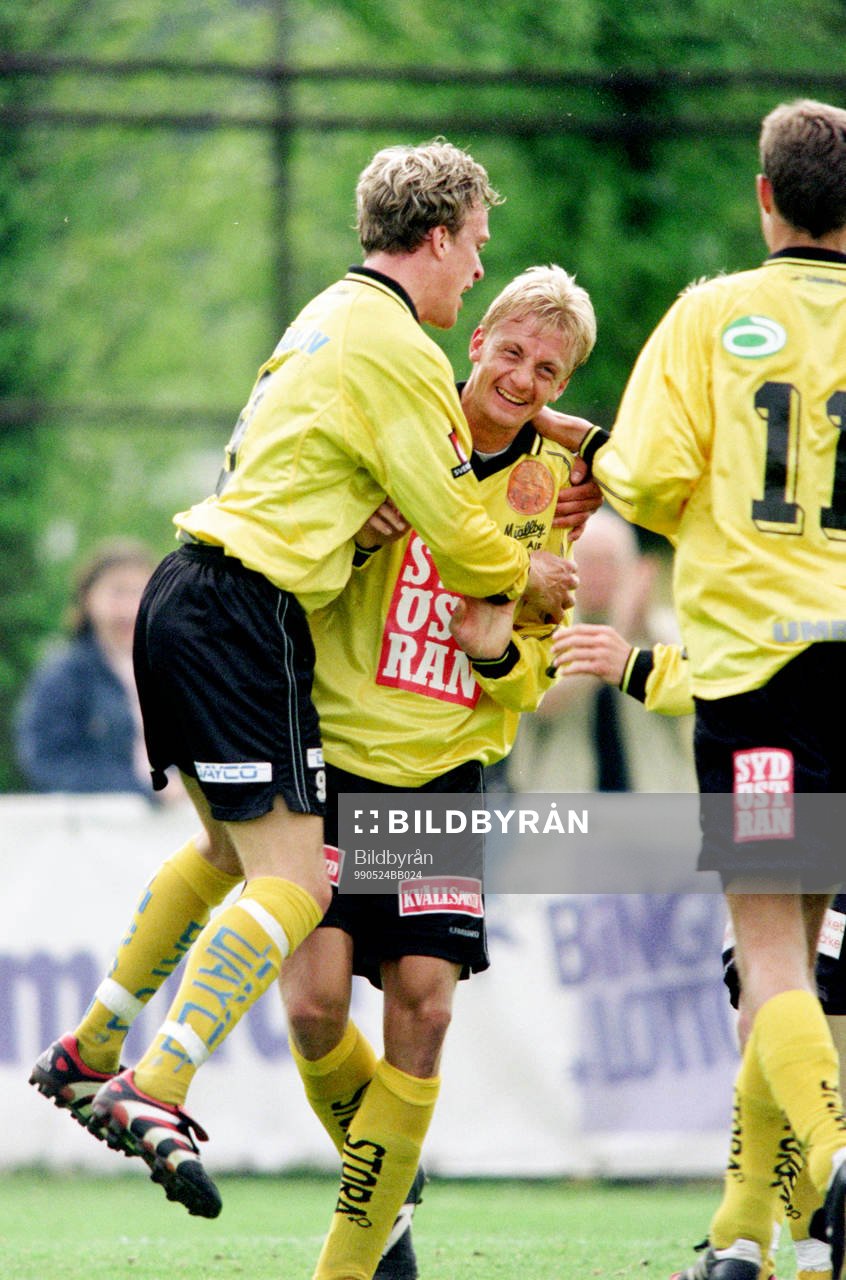 Marcus Ekenberg och Patrik Rosengren, Mjällby jublar