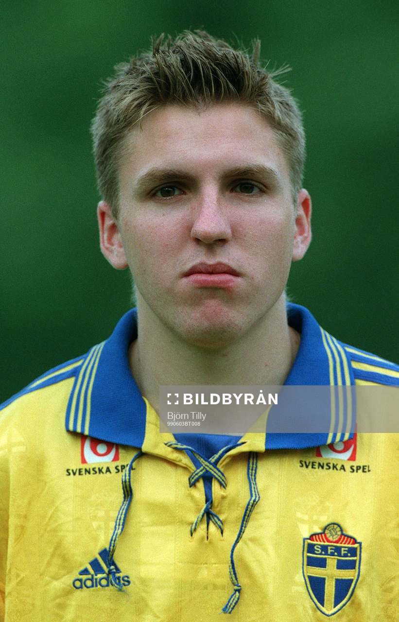 Nils-Eric Johansson, Sverige P19