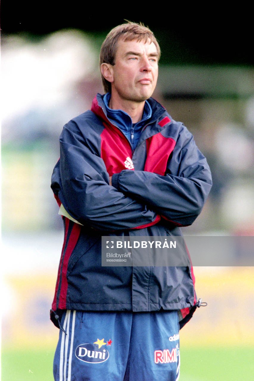Tom Prahl, Tränare i Halmstad
