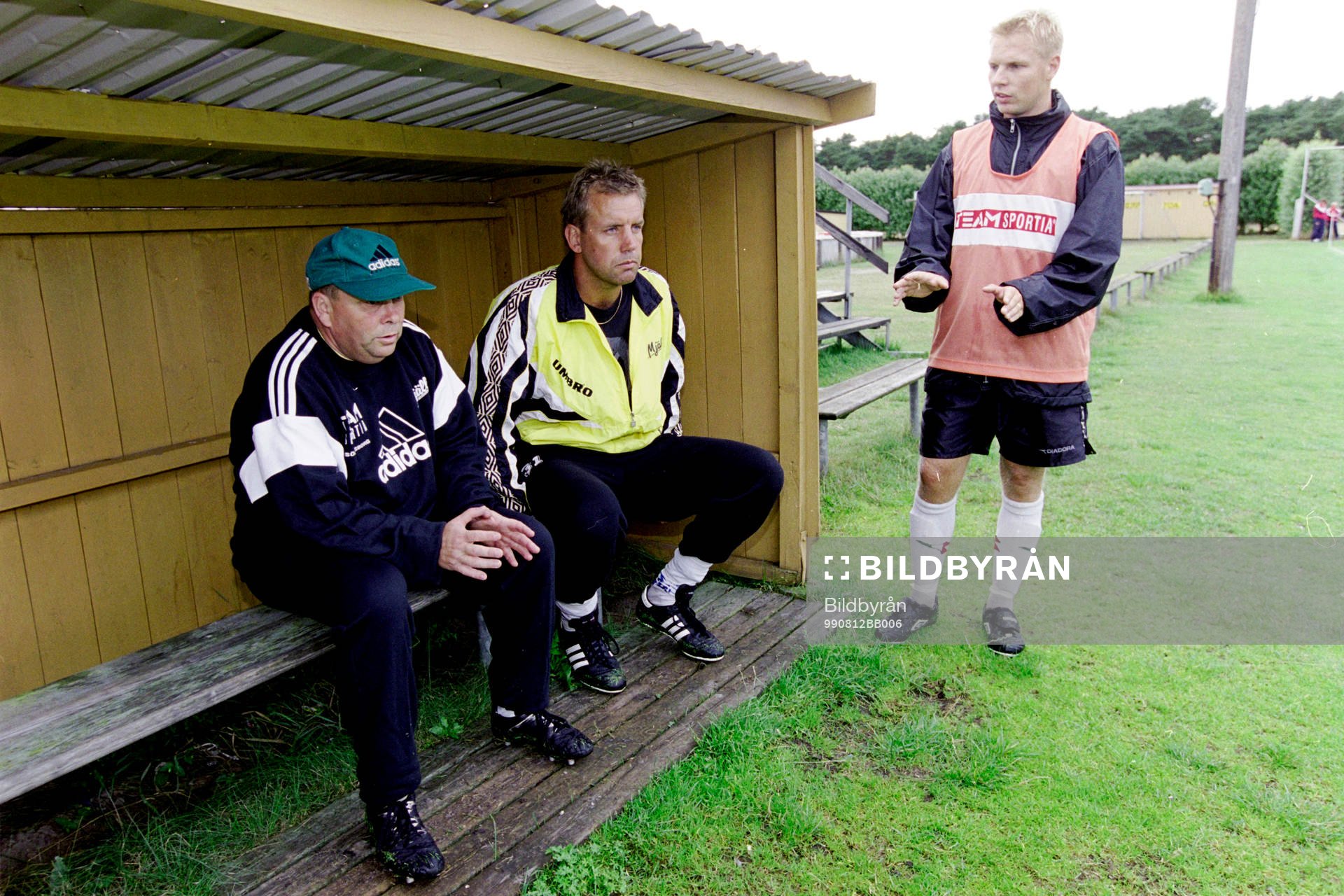Fotboll, Mjällby, Träning: Håkan Håkansson, Hans Larsson, tränare i Mjällby och Jonas Andersson.