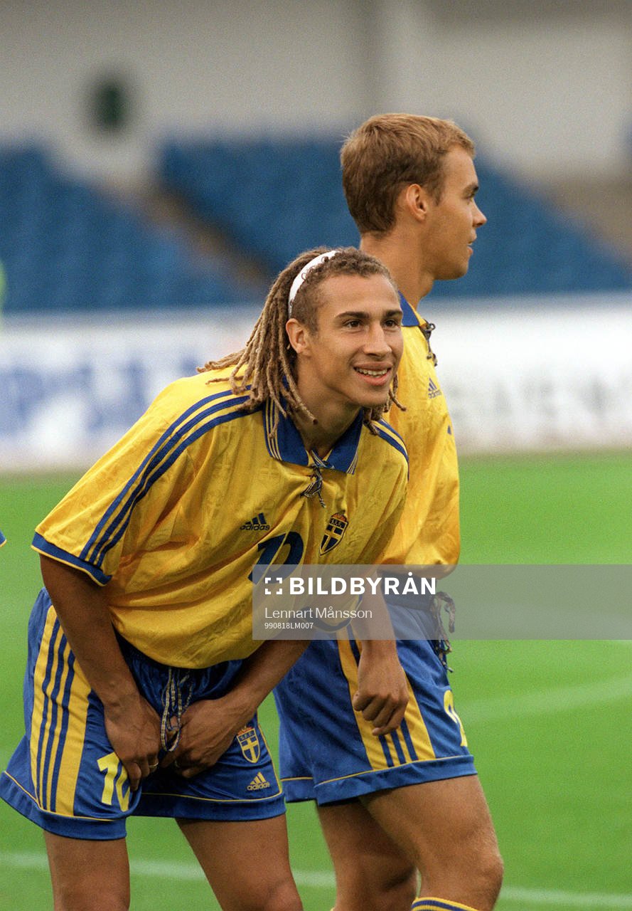 Henrik Larsson och Tomas Gustafsson, Sverige