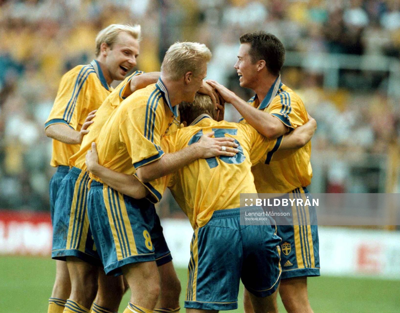 Håkan Mild, Johan Mjällby och Daniel Andersson, Sverige