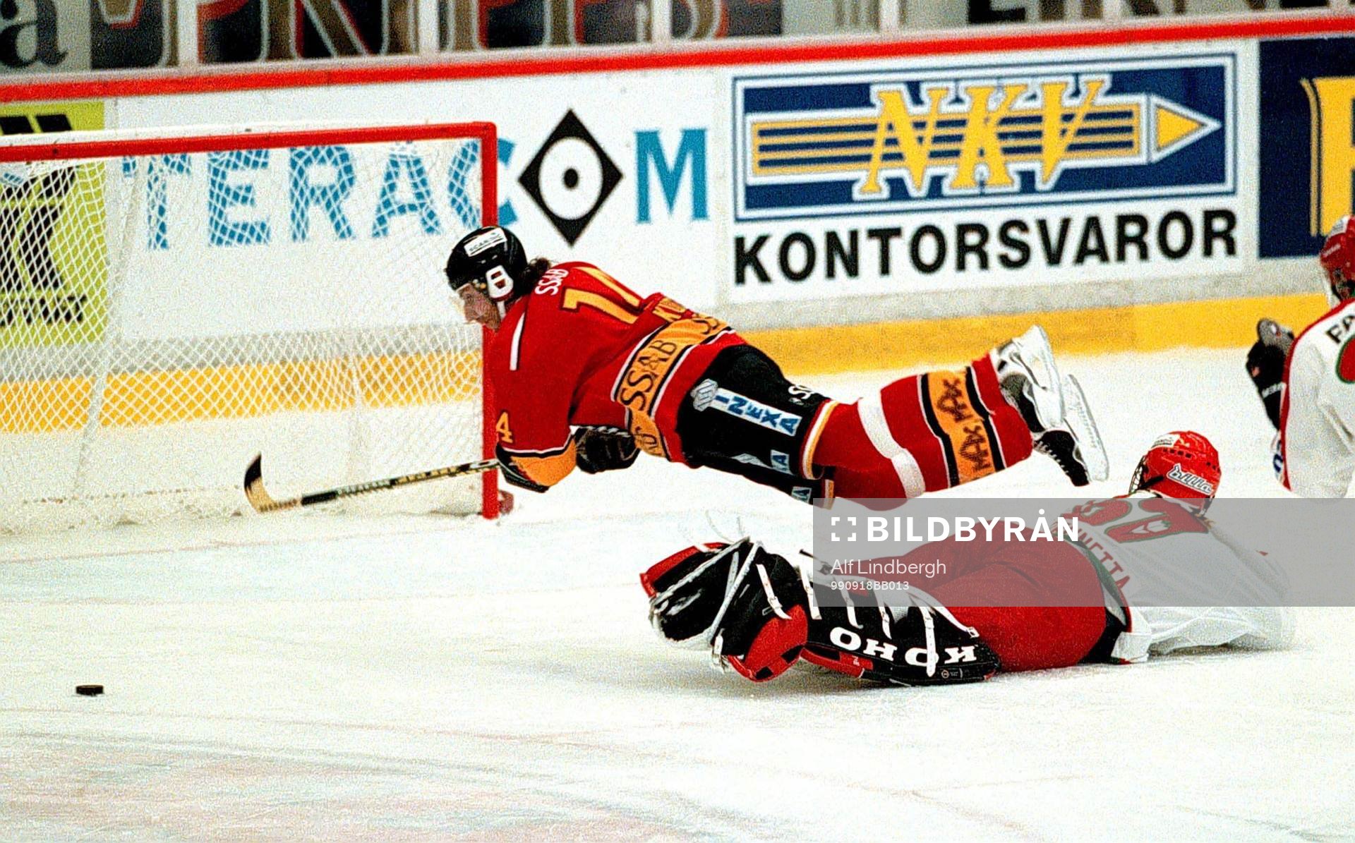 Jiri Kucera, Luleå, flyger över Nicklas Dyrén