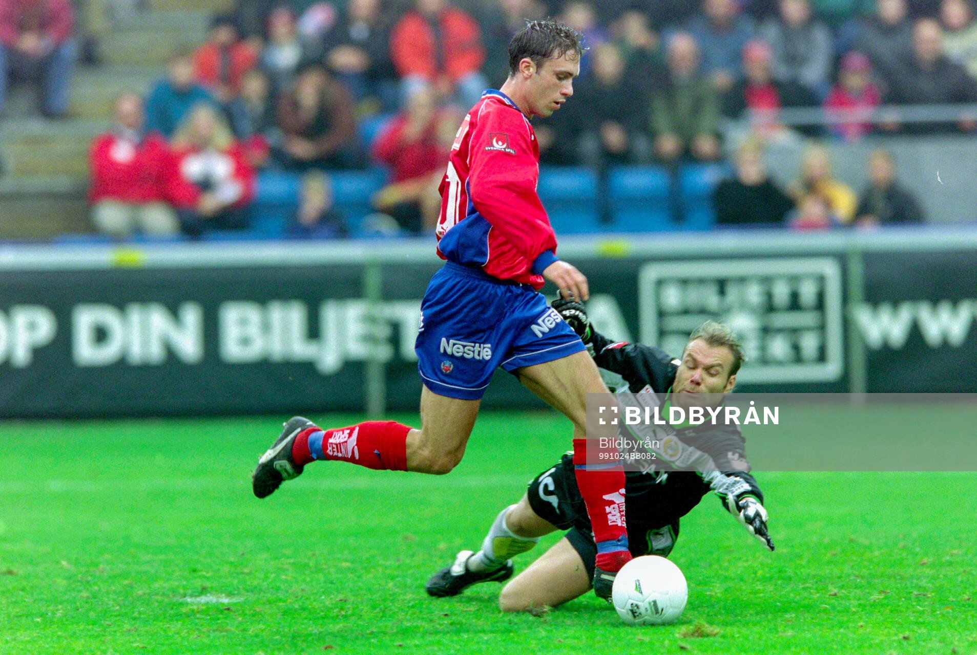 Helsingborgs Rade Prica mot Hammarbys Lasse Eriksson