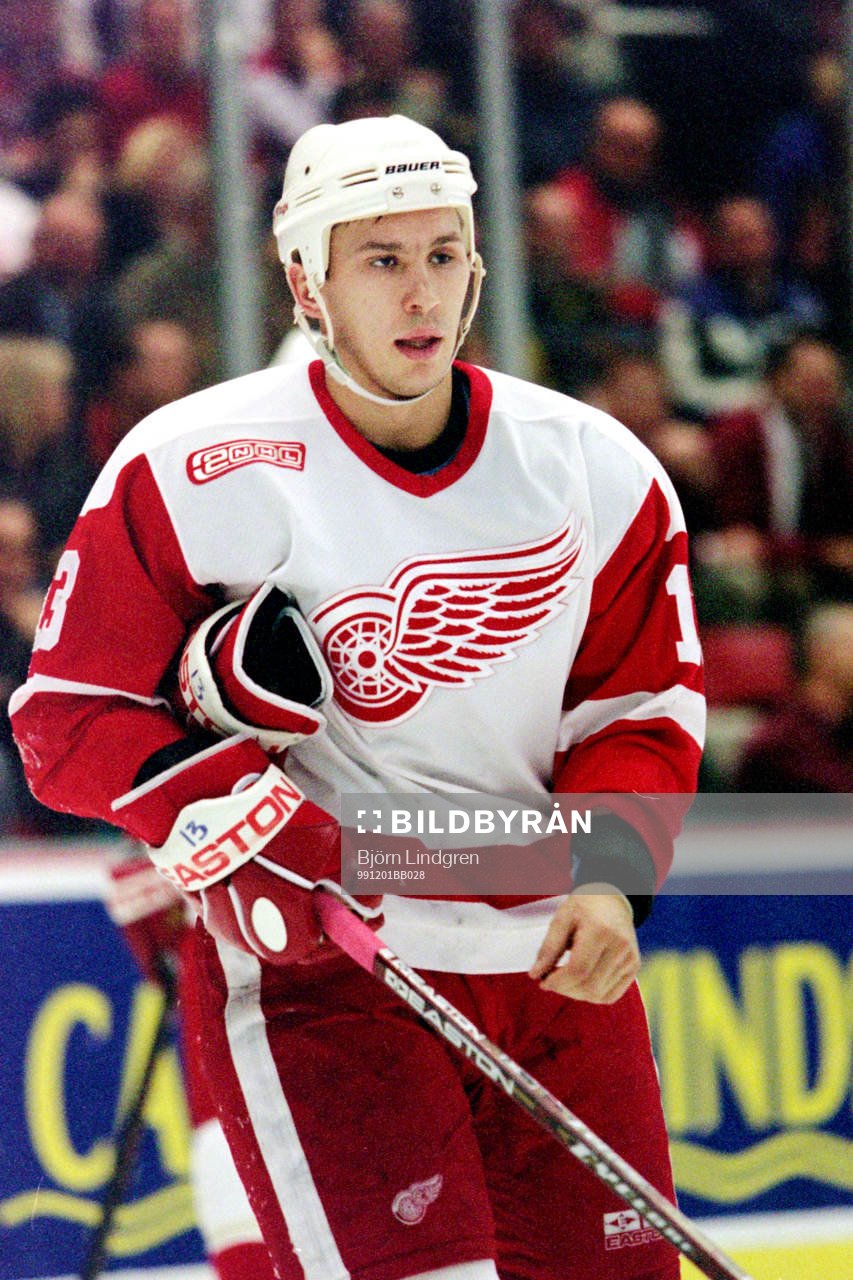 Vyacheslav Kozlov , Detroit Red Wings
