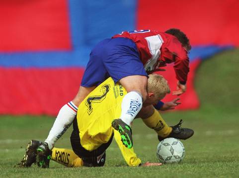 Magnus Källander, Örgryte står på öronen över Håkan