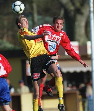 202 långe Peter Crouch, Hässleholm vinner en luftduell