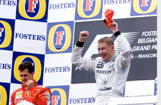 Mika Häkkinen, Mercedes McLaren firar segern. Bredvid på