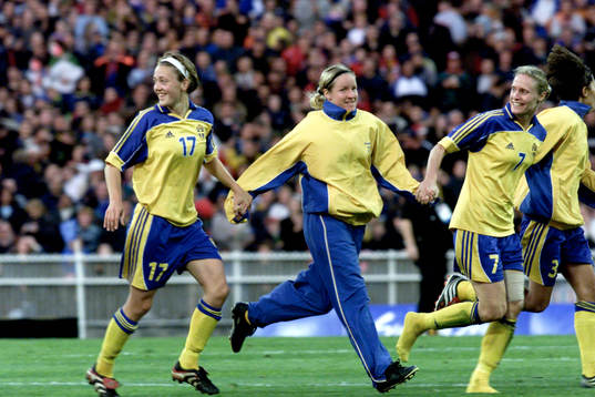Therese Sjögran, Victoria Svensson och Cecilia Sandell,