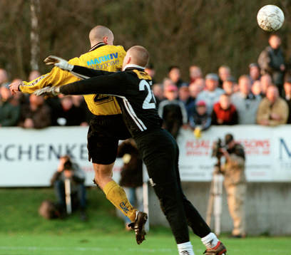 Garret Kusch, Mjällby och Joakim Olsson, målvakt Häcken