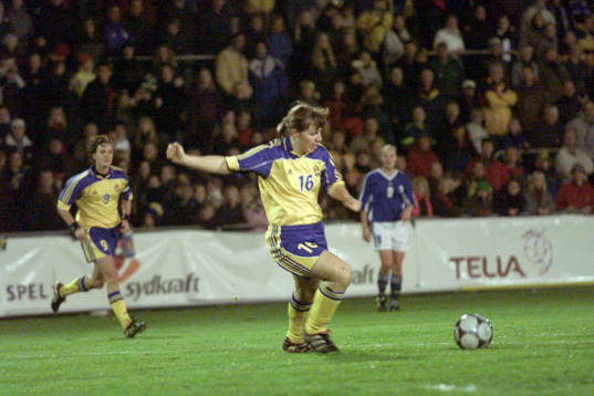 Marit Björstedt, Sverige