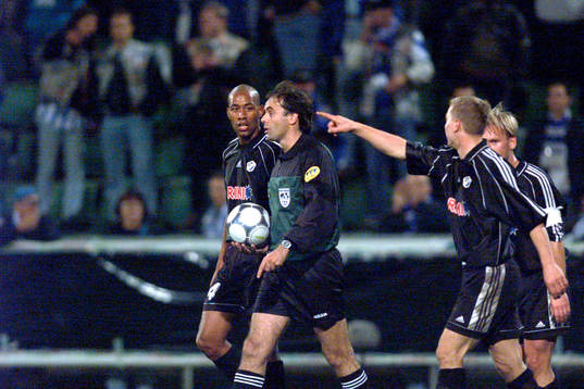 Robert Andersson och Jeffrey Aubynn är inte överens med