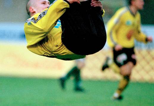  Garret Kusch svarade för ett äkta hattrick, totalt fem mål och bidrog till att föra Mjällby till allsvensk kval.