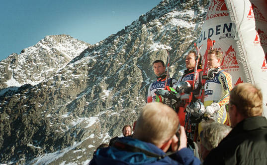 Hermann Maier, 1:a Stephan Eberharter, 2:a och Fredrik