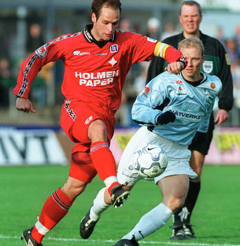 Tomas Olsson laddar, Jörgen Ohlsson kan ej hindra