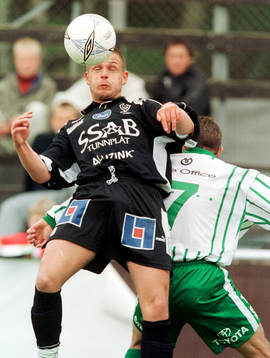 En Bragespelare lurar Dorde Uzelac, Frölunda