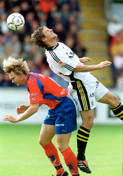 Björn Johansen, Helsingborg och Thomas Lagerlöf, AIK i en