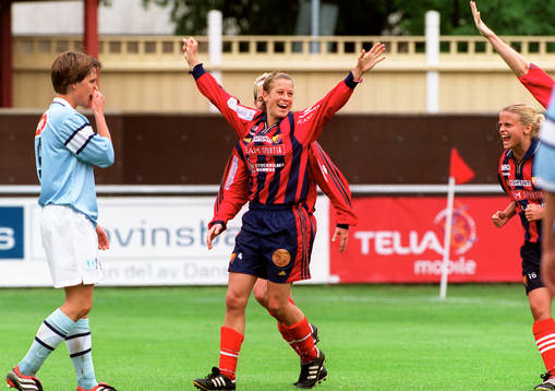 Elin Flyborg, Djurgården och Malin Andersson, Malmö FF (9)