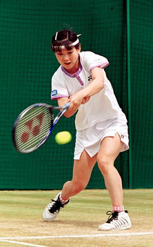 Rika Hiraki, Japan