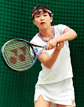 Rika Hiraki, Japan