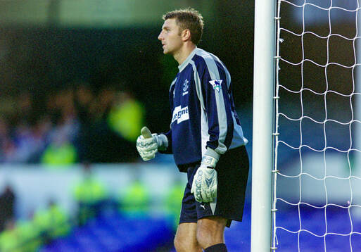  Evertons goalkeeper Paul Gerrard.