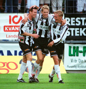 Ungtuppar. Johan Andersson (mitten) gjorde sitt första