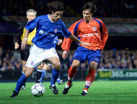 Jamie Clapham, Ipswich och Lars Bakkerud, Helsingborg