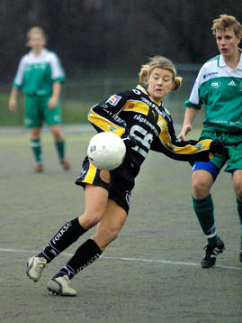  Umeå Svenska Mästare: Tina Nordlund gjorde 3 mål i sista matchen för säsongen