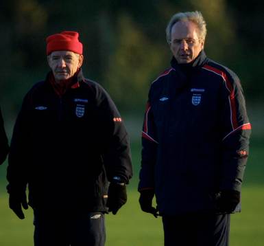 Fotboll,Englands träning, Tord Grip och Sven-Göran