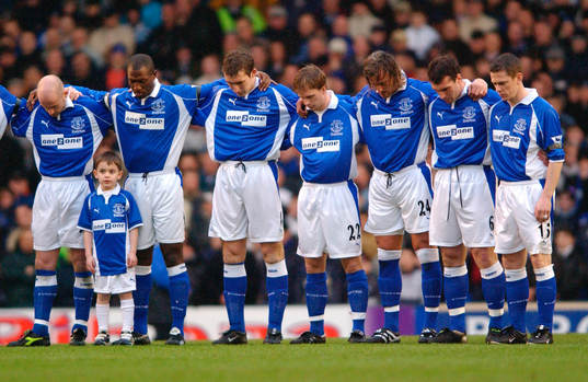 Tyst minut. Tobias Linderoth, Everton