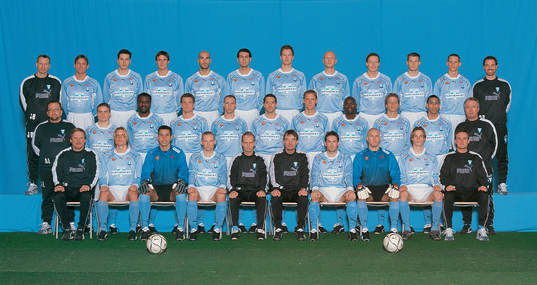  Bakre raden fr v; Jörgen Becke, Brian Steen Nielsen, Gudmundur Mete, Jeppe Vestergaard, Daniel Majstrovic, Ivan Milosevic, Kenneth Gustavsson, Peter Sörensen,  Andreas Yngvesson, Jussi Nuorela, Jon Jönsson, Rickard Dahan.