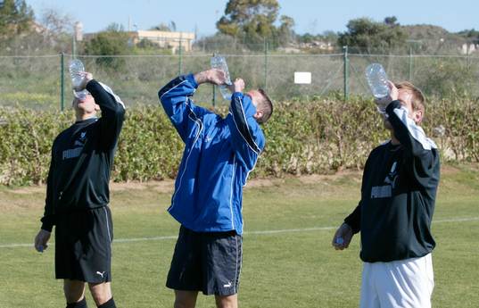 Intern tiokamp. Startskottet har gått, Dan Ingvarsson, Jon