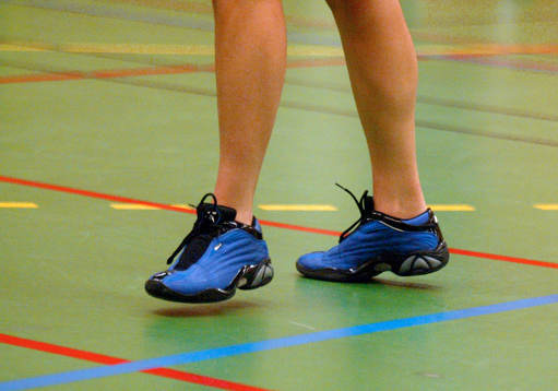 Badminton, SM för döva. Skor, fötter