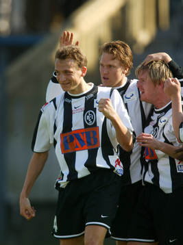Fotboll, Allsvenskan, Landskrona, jubel, Magnus Torvaldson, Linus Malmqvist och Jesper Ljung