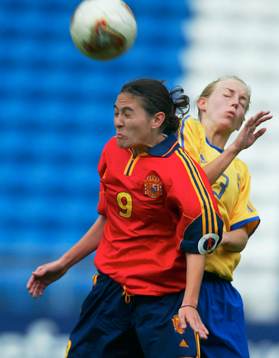 Erika Vazques Morales, Spanien i nickduell med Maria