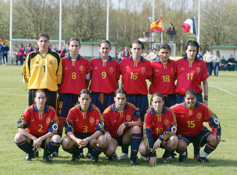 Spanien. Övre fr.v: Maria José Gomez, Saray Garcia, Erika