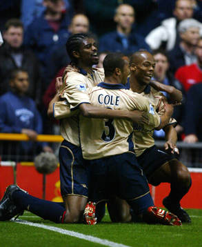 Fotboll, Engelsk , Premier League, Kanu, Sylvain Wiltord,