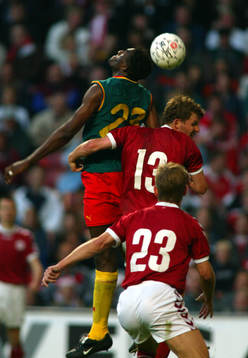 Daniel Ngom Kome, Kamerun, Steven Lustü ( Lustu ), och