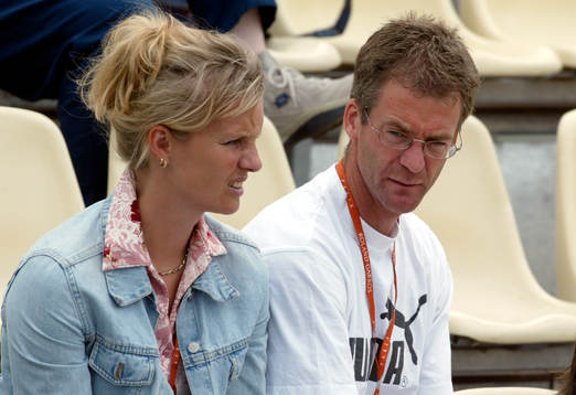 Tennis. Anders Järryd med fästmö på läktaren i Paris