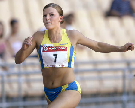 Jenny Kallur, Sverige