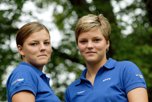 Jenny och Susanna Kallur, Sverige