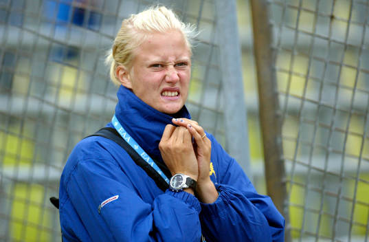 Carolina Klüft, Sverige, hejade på 400 meters löparna