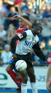  Kenneth Rasmussen, Helsingborg och Paul Oyuga, Örebro