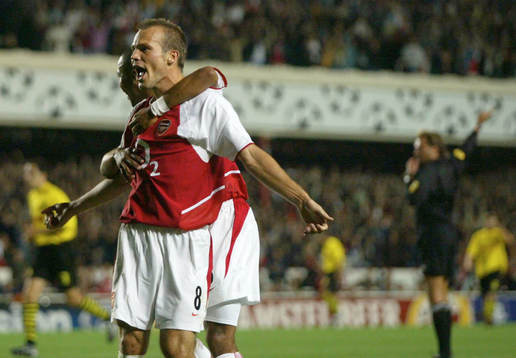   Fredrik Ljungberg,  jublar, efter att ha gjort 2 - 0 till Arsenal.
