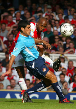Sylvain Wiltord och Claudio Reyna
