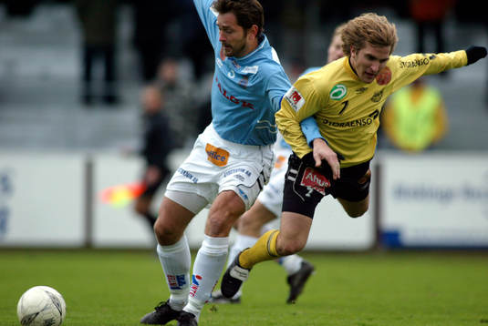 Johan Svensson, Mjällby och Robert Stridh, Gefle i duellen