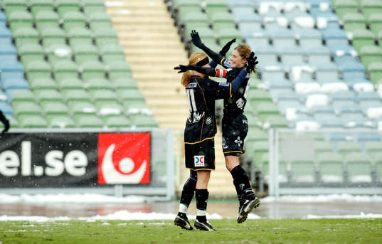 Lotta Runeson, Umeå, gör 1-0 i första halvlek, jubel