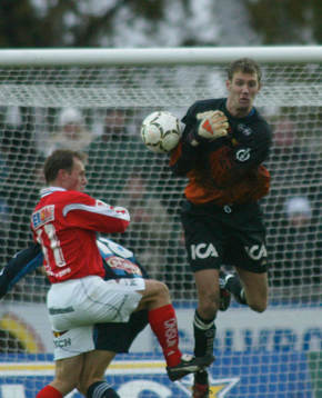 Andreas Isaksson räddade Djurgården