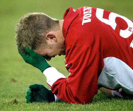  Mikael Antonsson har ont.